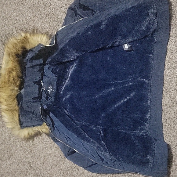 Beautiful Jacket - Picture 2 of 3